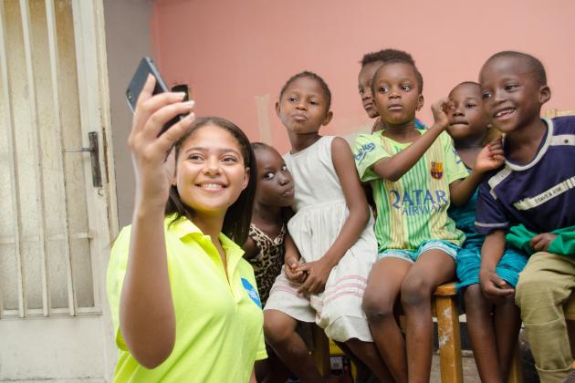 Visite de l'orphelinat COC à Bandal