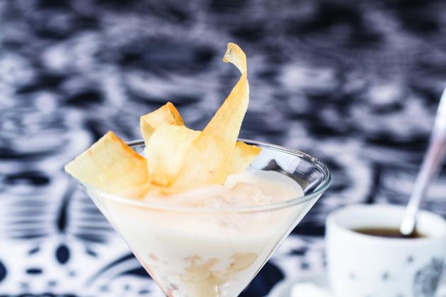 MOUSSE DE MANIOC  À LA CRÈME DE VANILL