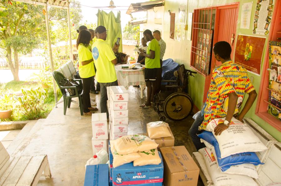 Visite de l'orphelinat Mama KOKO
